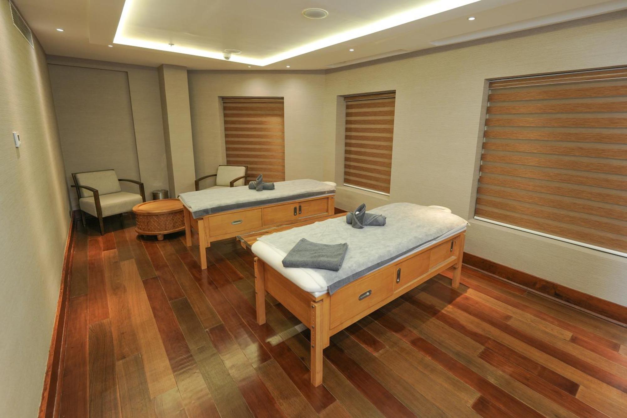 Gokulam Grand Trivandrum Thiruvananthapuram Exterior foto